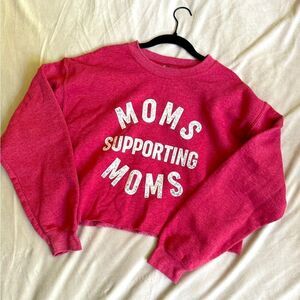Super cute MOM cropped sweater